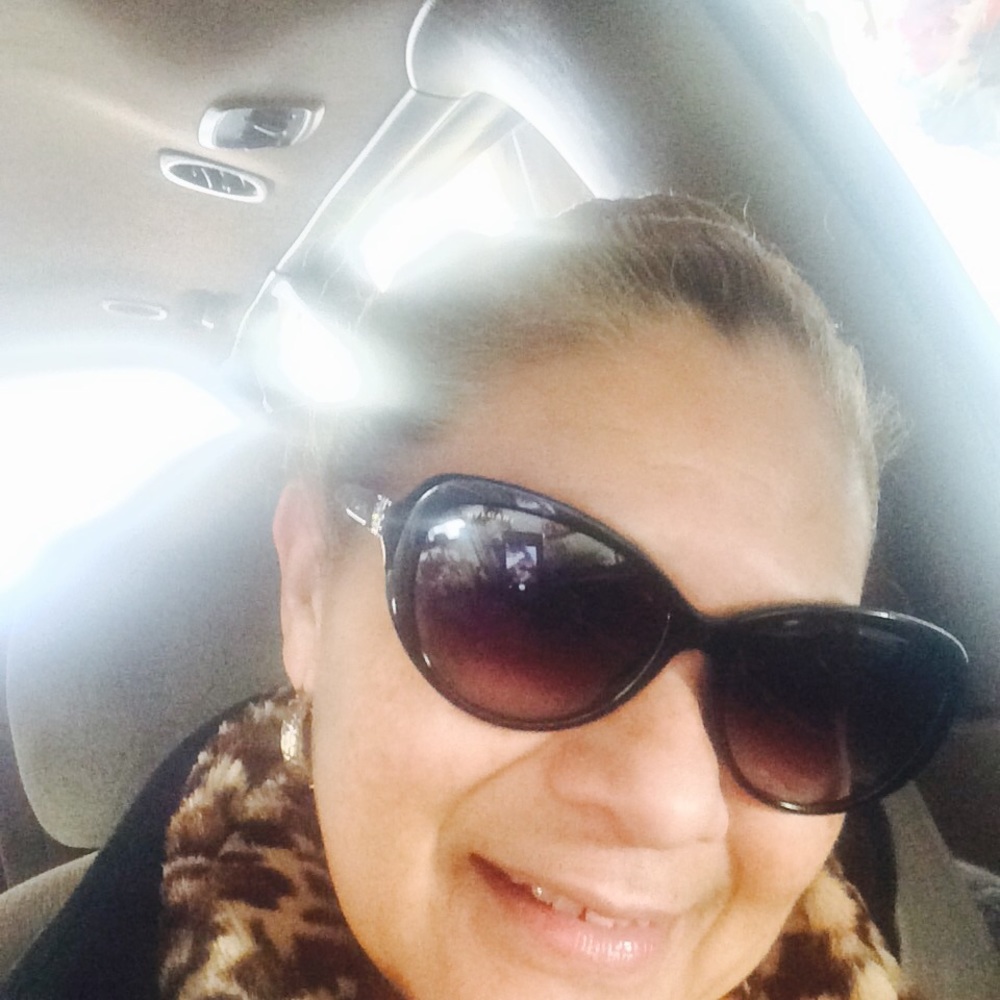 Meet your Posher, Lesbia